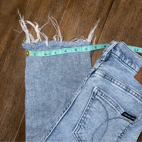 Vintage Calvin Klein Jeans Women’s 26 High Rise Straight Ankle Crop - Picture 2 of 10